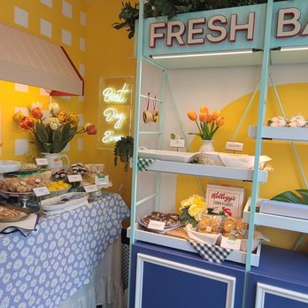Bbang Lab - Interior - Desserts Near Me - Flushing, New York