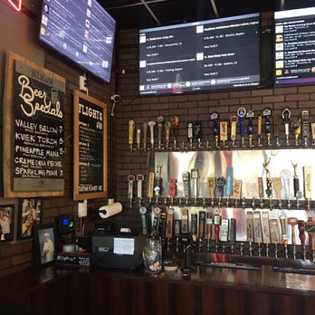 Uncle Henry's Deli - Bar - Delis Near Me - Downey, California