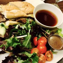 Smoked prime rib dip with salad