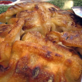 Everett C & C 沁春源 - Guo Tie (Pan Fried Dumpling) - Chinese Near Me - Brooklyn, New York