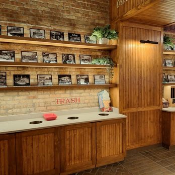 Small Cheval- Lincoln Park - Burgers Near Me - Chicago, Illinois Small Cheval- Lincoln Park - Burgers Near Me - Chicago, Illinois