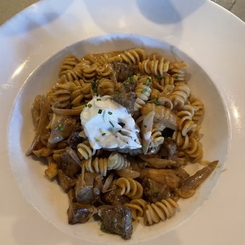 Arnold Palmer's Restaurant - Stroganoff - American Near Me - La Quinta, California Arnold Palmer's Restaurant - Stroganoff - American Near Me - La Quinta, California