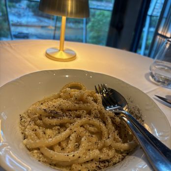 Tre Dita - Cacio e Pepe - Italian Near Me - Chicago, Illinois Tre Dita - Cacio e Pepe - Italian Near Me - Chicago, Illinois