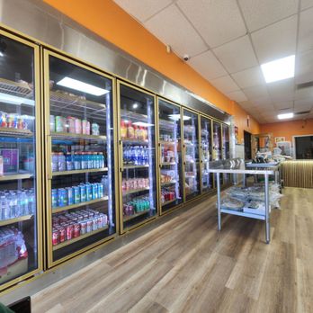 Paris Bakery - fridge/deli area - Bakeries Near Me - San Diego, California