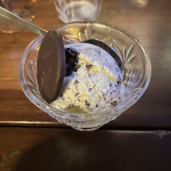 The Chicago Firehouse Restaurant - Mint Chocolate chip ice cream boring mint flavor, awesome cookie - Steakhouses Near Me - Chicago, Illinois The Chicago Firehouse Restaurant - Mint Chocolate chip ice cream boring mint flavor, awesome cookie - Steakhouses Near Me - Chicago, Illinois
