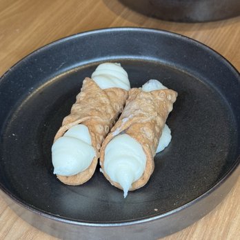 Monaco Italian Kitchen - Cannoli dessert - Cocktail Bars Near Me - Irvine, California Monaco Italian Kitchen - Cannoli dessert - Cocktail Bars Near Me - Irvine, California