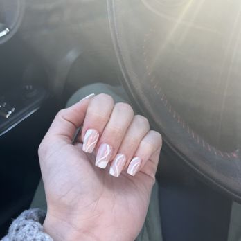 Creative Nails - Looks almost  identical to the photo I showed - Nail Salons Near Me - Santa Barbara, California