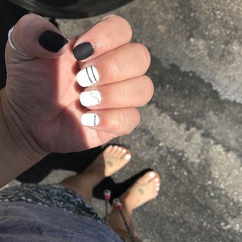 Pearl Nails - My favorite design with Sandy! - Nail Salons Near Me - Rosemead, California Pearl Nails - My favorite design with Sandy! - Nail Salons Near Me - Rosemead, California