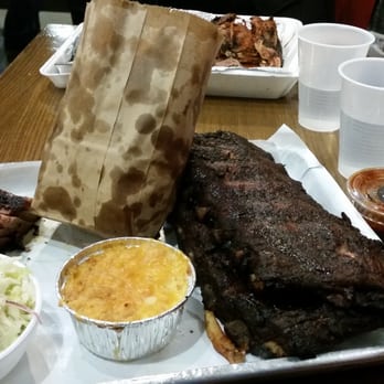 Smoque BBQ - Meat madness - Barbeque Near Me - Chicago, Illinois