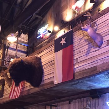 Hard Eight BBQ - Absolutely loved the atmosphere of the restaurant. - Barbeque Near Me - Roanoke, Texas