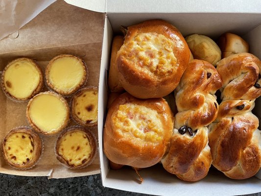 Mr Bread Bakery by null