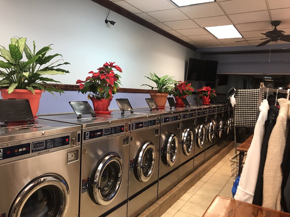 PARADISE LAUNDROMAT Updated August 2024 6506 Central Ave, Glendale