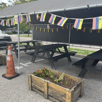 Super Tequeno - Seating next to the truck - Venezuelan Near Me - Lutz, Florida