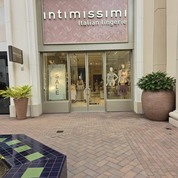 Intimissimi - Lingerie Near Me - Irvine, California Intimissimi - Lingerie Near Me - Irvine, California