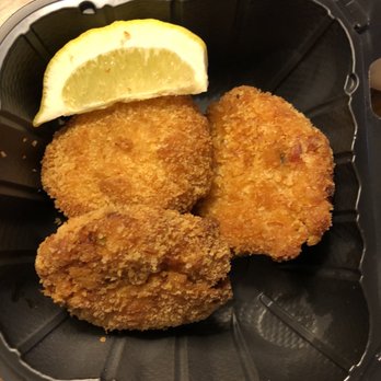 Fletcher's - Crab cake - New American Near Me - Anchorage, Alaska