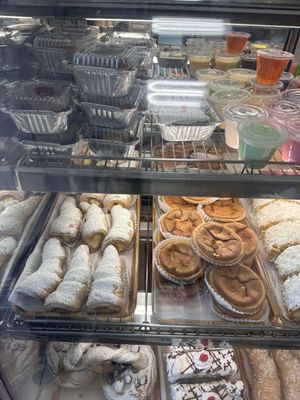 Hermanos Bakery by null