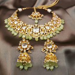 Sara Elegance - Kundan necklace set!!!