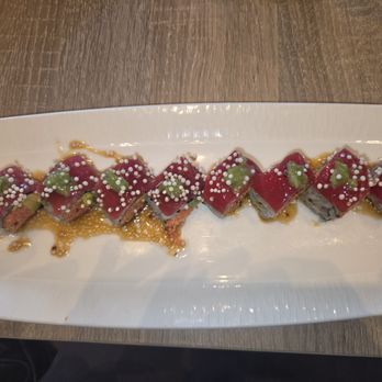 Blu On The Hudson - Lincoln Harbor roll - Sushi Bars Near Me - Weehawken Township, New Jersey