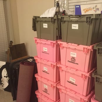 PiggyBoxes - I'm a real estate agent in the Inland Empire area and I tell everyone about piggy boxes! - Packing Supplies Near Me - Newport Beach, California PiggyBoxes - I'm a real estate agent in the Inland Empire area and I tell everyone about piggy boxes! - Packing Supplies Near Me - Newport Beach, California