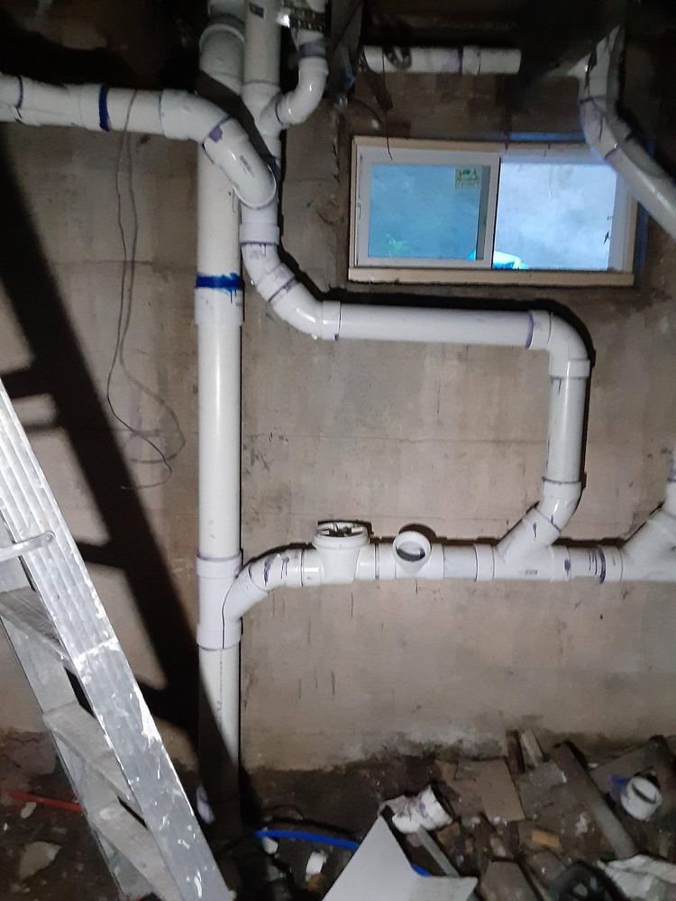 Slide of Keriths Plumbing And Maintenance