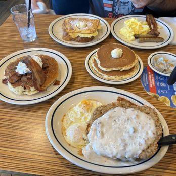 IHOP - Country Fried Steak & Eggs and Split Decision Breakfast - Breakfast & Brunch Near Me - Northridge, California