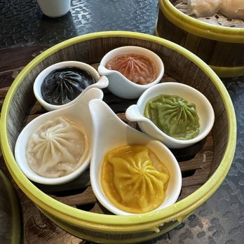 Dragon Beaux - 5 Guys Xiao Long Bao - Dim Sum Near Me - San Francisco, California