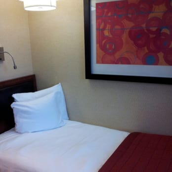 Q Center - My room - Venues & Event Spaces Near Me - Saint Charles, Illinois