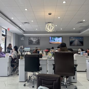 Logi Nails & Spa - Salon area - Nail Salons Near Me - Saint Augustine, Florida