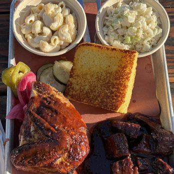Canyons Barbeque - Barbeque Near Me - Castro Valley, California Canyons Barbeque - Barbeque Near Me - Castro Valley, California