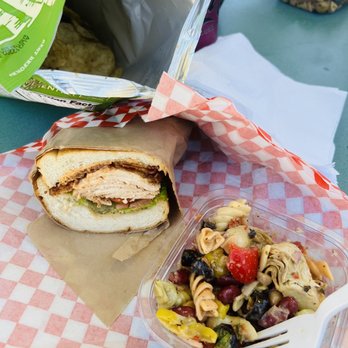 Stanly Lane Smokehouse - Smoke chicken sandwich - Delis Near Me - Napa, California Stanly Lane Smokehouse - Smoke chicken sandwich - Delis Near Me - Napa, California