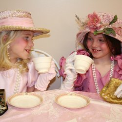Clara's Closet Dress-Up Parties - Time for a Tea Party! Dress Up in the closet, spend time in the glamour room, take pictures, then have a cup of princess tea.