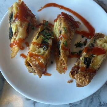 Breakfast At Barneys - Egg rolls - Breakfast & Brunch Near Me - Atlanta, Georgia Breakfast At Barneys - Egg rolls - Breakfast & Brunch Near Me - Atlanta, Georgia