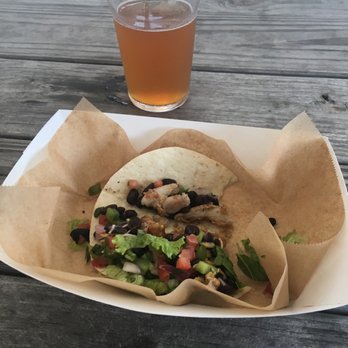 The Heights Dominican Kitchen - Delicious chicken tacos - Food Trucks Near Me The Heights Dominican Kitchen - Delicious chicken tacos - Food Trucks Near Me