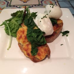 Brunch Cafe Restaurant - Welsh rarebit breakfast