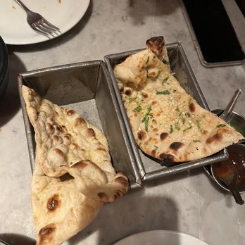 Dishoom - Garlic naan - Indian Near Me - Kensington, XGL Dishoom - Garlic naan - Indian Near Me - Kensington, XGL