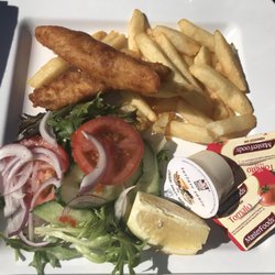 Crowne Plaza Surfers Paradise - Fish and chips