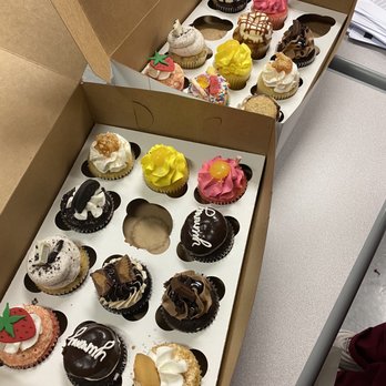 Fizz Bakery - Cupcakes - Bakeries Near Me - Stockton, California