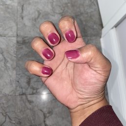 Dip manicure