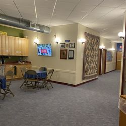 Kitchen socializing area