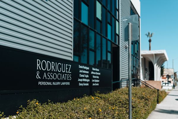 Top 3 Highest Personal Injury Verdicts in Kern County History - Rodriguez & Associates serves those who are in the most need: victims of car and truck crashes, oil field accidents, wrongful death, defective and dangerous products, excessive force by over-aggressive police, and other devastating incidents.

*As a Bakersfield law firm, we serve primarily local clients, however, we accept cases throughout California and nationwide.

We have recovered nearly 1 billion dollars for our clients, including the top 3 highest personal injury verdicts in Kern County.
* $116.4 Million: Largest Personal Injury Settlement in Kern County history
* $73.6 Million: Largest verdict
* $70.5 Million: 2nd largest verdict

Our personal injury lawyers are available weekdays, weekends, and evenings for a no-fee consultation and speak English and Spanish.