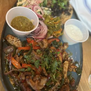 MEXiCUE - Fajitas chicken - Mexican Near Me - New York, New York MEXiCUE - Fajitas chicken - Mexican Near Me - New York, New York