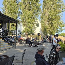Taps at the Guardhouse - Live music on the patio.