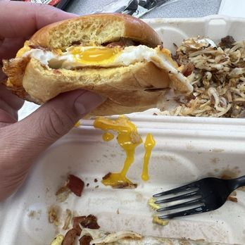 Bread & Breakfast - Burbank - Breakfast & Brunch Near Me - Burbank, California