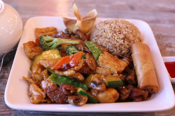 Wonderland Chinese Restaurant by null