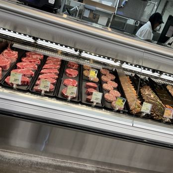 Foodland - Seafood Markets Near Me - Wailuku, Hawaii Foodland - Seafood Markets Near Me - Wailuku, Hawaii
