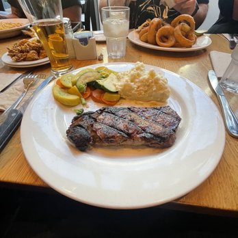 Jack's Restaurant & Bar - 10 OZ NEW YORK STEAK  wrong sides and I ordered medium rare and I got well done - Breakfast & Brunch Near Me - Newark, California