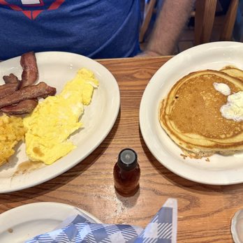 Cracker Barrel Old Country Store - Grandma's Sampler - Breakfast & Brunch Near Me - Weatherford, Texas Cracker Barrel Old Country Store - Grandma's Sampler - Breakfast & Brunch Near Me - Weatherford, Texas