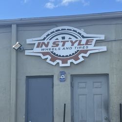 In Style Wheels and Tires