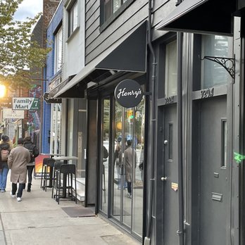 Henry's - Diners Near Me - Toronto, Ontario Henry's - Diners Near Me - Toronto, Ontario