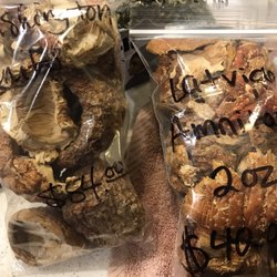 Gardens of the Ancients - Da shrooms triggered a seizure SO DO ur research, got epilepsy so I don't know for sure avoid if epileptic had no probs with the kratom...